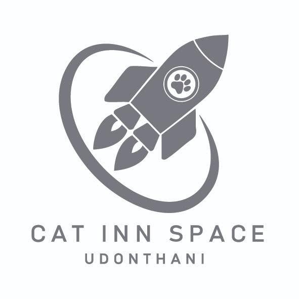 Luxury Resort & Hotel Logo